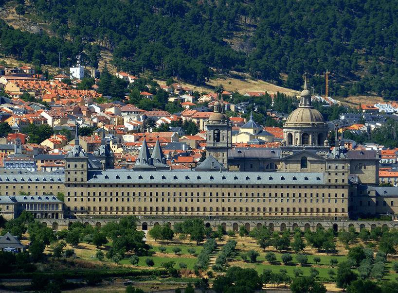 day trip to El Escorial-min